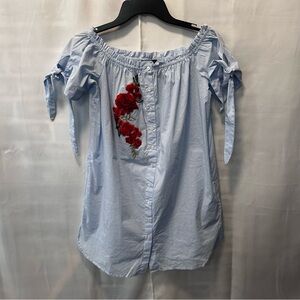 Off-Shoulder Blue Stripe Button Down Tunic Blouse with Red Rose Detail Sz S
